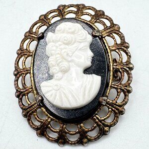 Vintage Black & White Cameo Brooch In Bronze Tone Filigree Setting